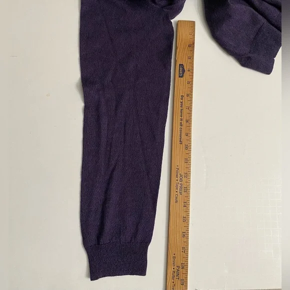 Calvin Klein 100% Italian Merino Wool V-Neck Sweater Long Sleeve Purple Men's XL